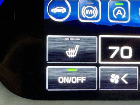 Used 2020 Subaru Outback Premium image 19