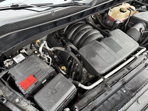 Used 2019 Chevrolet Silverado 1500 RST image 19