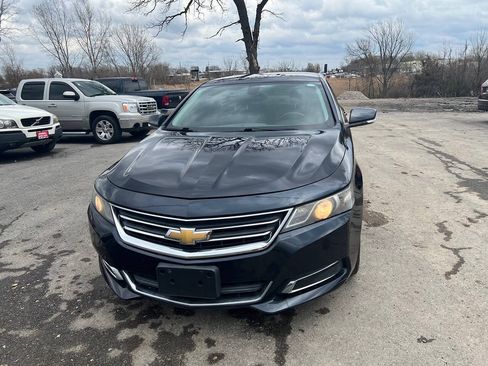 Used 2014 Chevrolet Impala LT FWD image 2