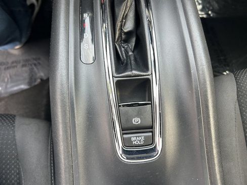 Used 2021 Honda HR-V EX image 27