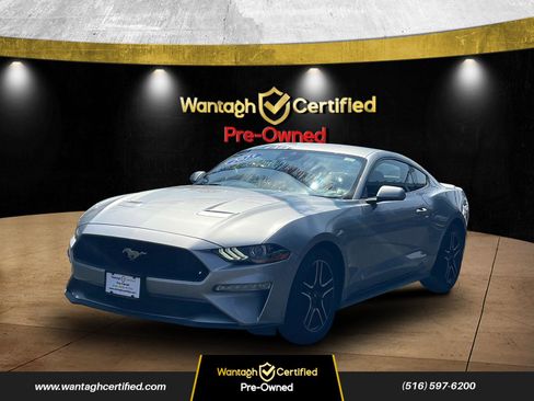 Used 2023 Ford Mustang Premium image 3