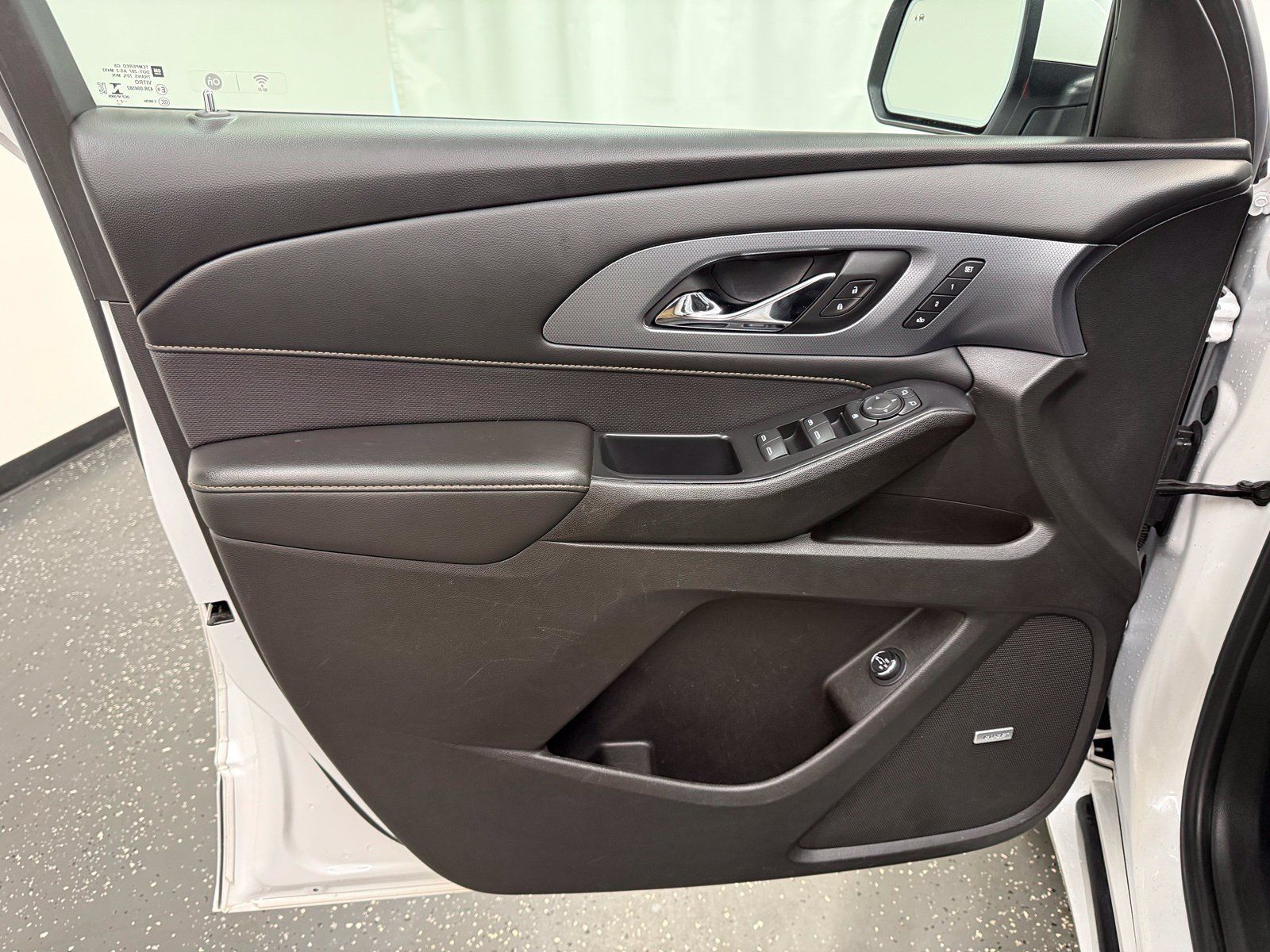 Used 2021 Chevrolet Traverse Premier AWD/4WD image 9