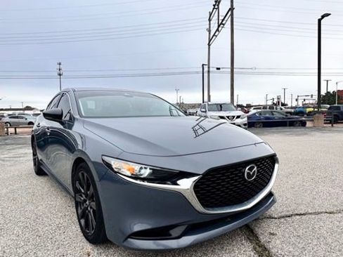 Used 2023 MAZDA MAZDA3 s image 3