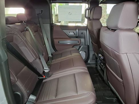 New 2026 GMC Hummer EV SUV AWD/4WD image 7