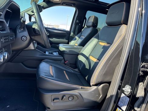 Used 2023 GMC Yukon AT4 w/ AT4 Premium Package image 18