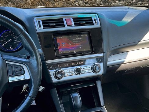 Used 2016 Subaru Legacy 2.5i Premium image 6