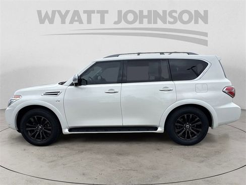 Used 2020 Nissan Armada Platinum image 2