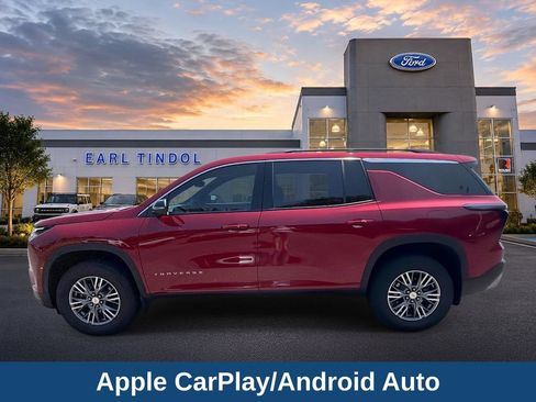 Used 2026 Chevrolet Traverse LT FWD image 5