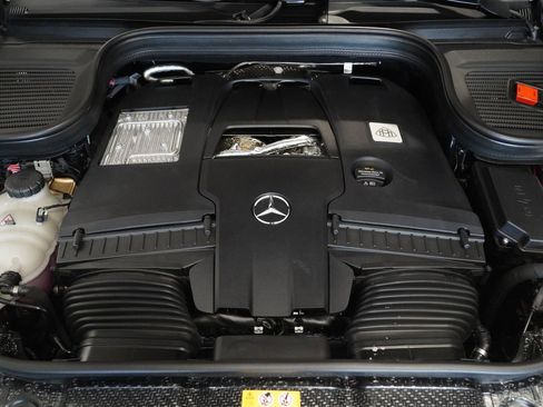 New 2026 Mercedes-Benz Maybach GLS 600 4MATIC image 34