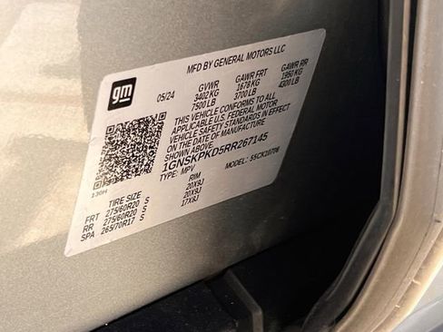 Used 2024 Chevrolet Tahoe Z71 w/ Luxury Package image 31