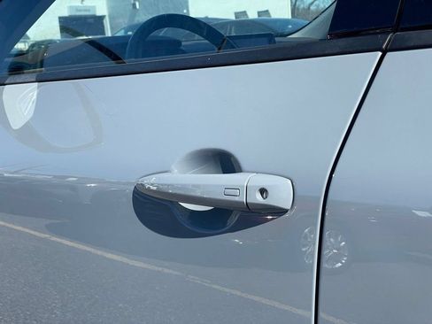 Certified 2023 Nissan Rogue SL AWD/4WD image 27