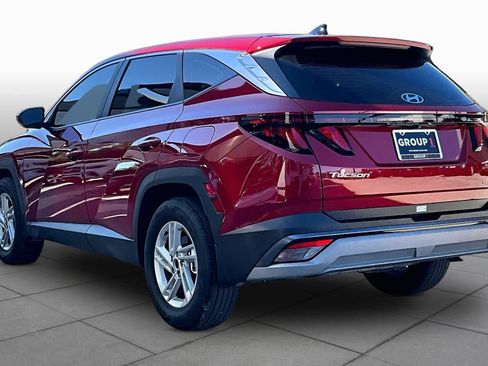 Used 2025 Hyundai Tucson SE FWD image 12