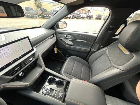 New 2026 Ford Explorer Tremor w/ Tremor Ultimate Package AWD/4WD image 18