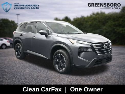Used 2025 Nissan Rogue SV FWD image 1