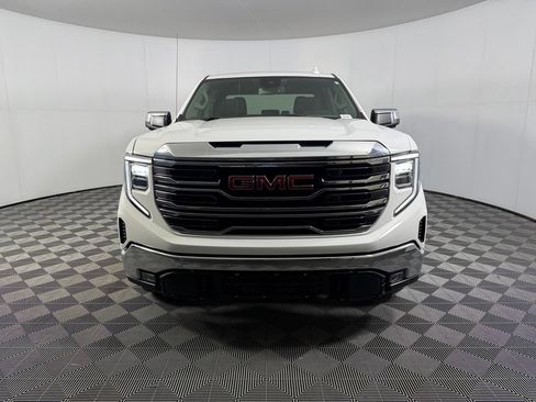 Used 2025 GMC Sierra 1500 SLT RWD image 4