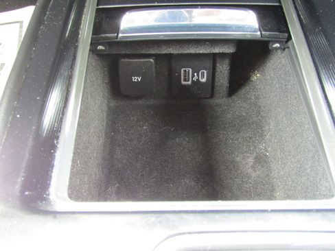 Used 2022 Lincoln Corsair AWD w/ Equipment Group 101A image 38