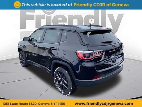 Used 2026 Jeep Compass Limited AWD/4WD image 7