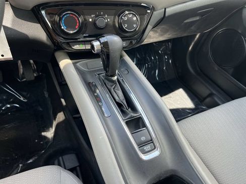 Used 2016 Honda HR-V LX image 22