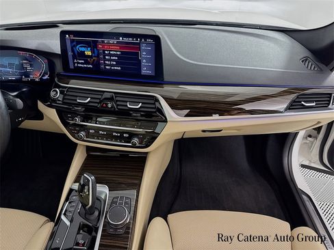 Certified 2023 BMW 540i xDrive w/ Premium Package image 31