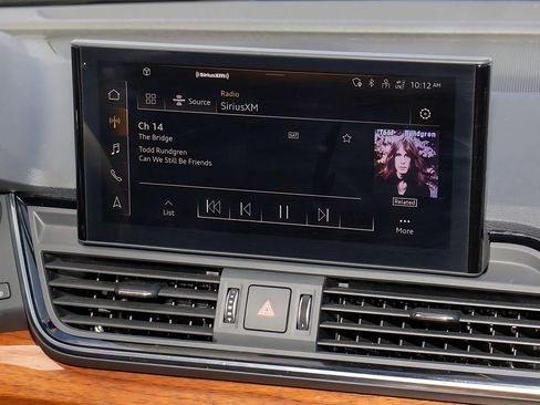 Used 2023 Audi Q5 2.0T Premium w/ Convenience Package image 23