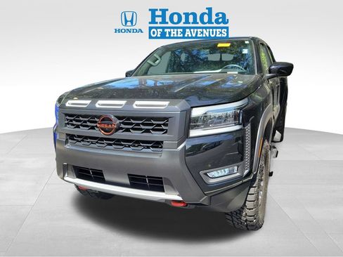 Used 2025 Nissan Frontier Pro-X RWD image 4