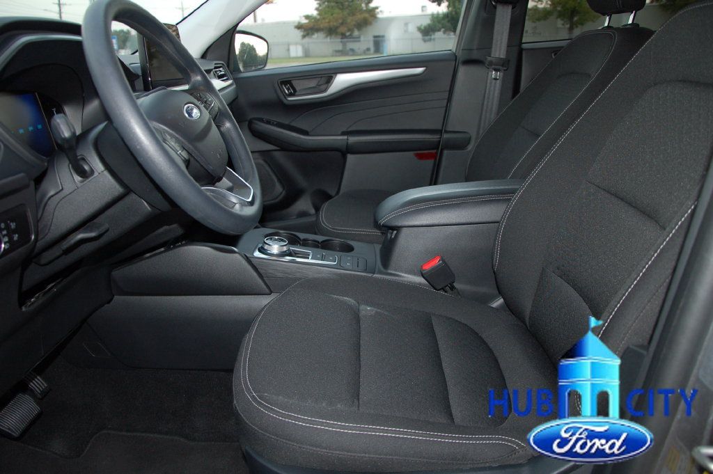 Used 2025 Ford Escape Active FWD image 10