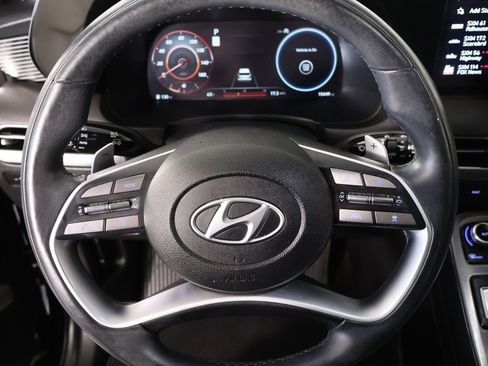 Used 2024 Hyundai Palisade Calligraphy image 3