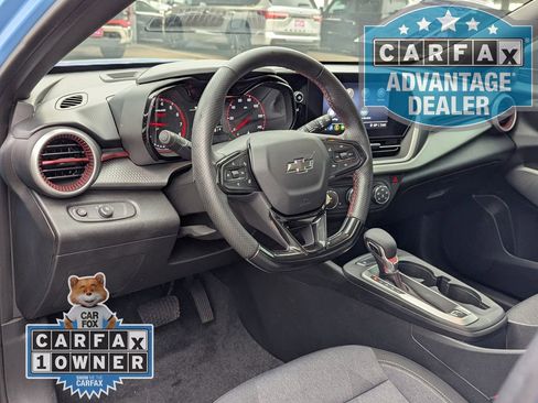 Certified 2024 Chevrolet Trax RS w/ Sunroof Package FWD image 5