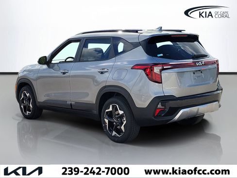 New 2026 Kia Seltos S FWD image 4