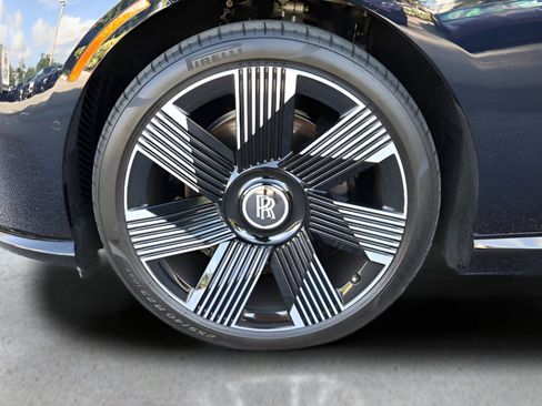 Certified 2024 Rolls-Royce Spectre w/ Leather Finishing Pack AWD/4WD image 11