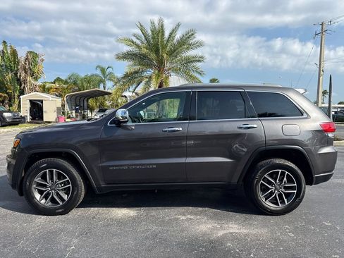 Used 2019 Jeep Grand Cherokee Limited w/ Luxury Group II AWD/4WD image 4