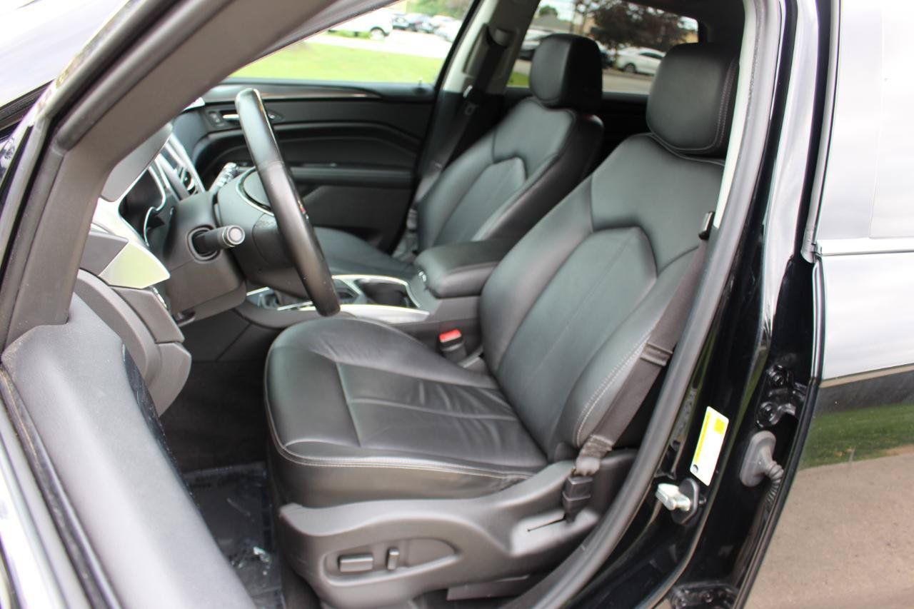 Used 2015 Cadillac SRX FWD image 15