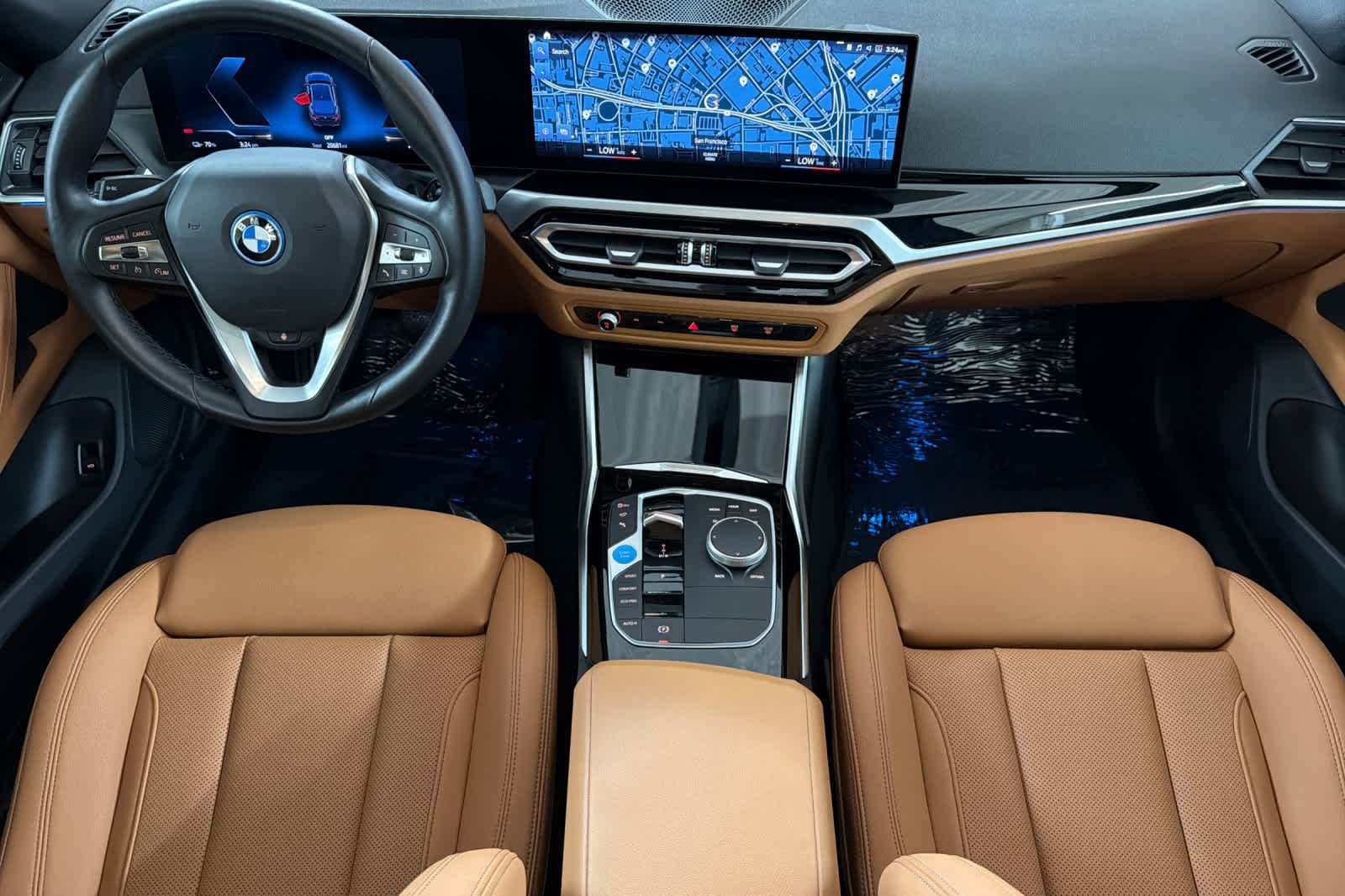 Used 2023 BMW i4 eDrive40 w/ Premium Package RWD image 3