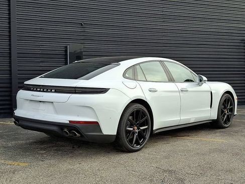 New 2026 Porsche Panamera 4 image 7