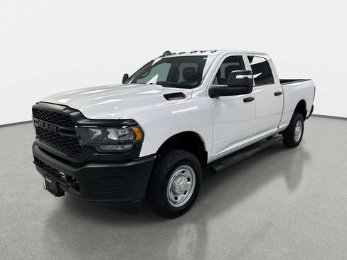 Used 2023 RAM 2500 Tradesman image 2