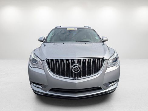 Used 2016 Buick Enclave Leather image 2