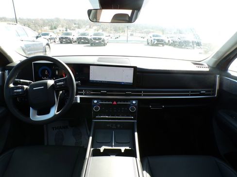 Used 2025 Hyundai Santa Fe XRT image 10