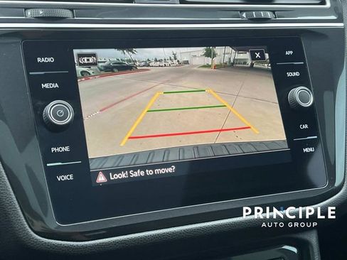 Used 2024 Volkswagen Tiguan SE R-Line FWD image 24