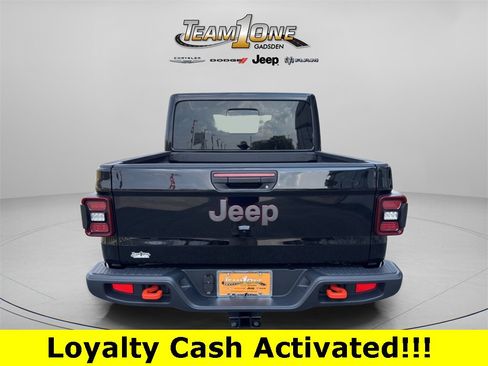 New 2025 Jeep Gladiator Mojave w/ Convenience Group image 7