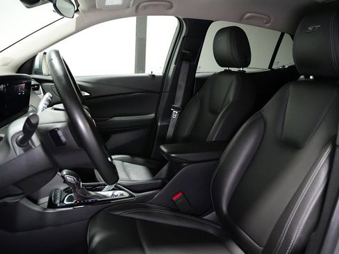 Used 2024 Buick Encore GX Sport Touring image 16