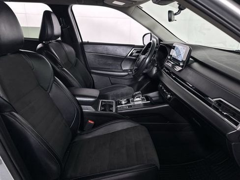 Used 2024 Mitsubishi Outlander SE image 59