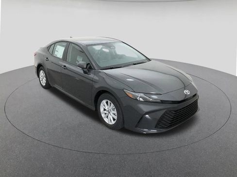 New 2026 Toyota Camry LE image 13