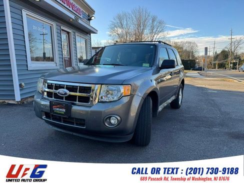 Used 2011 Ford Escape XLT w/ 202A Rapid Spec Order Code image 1