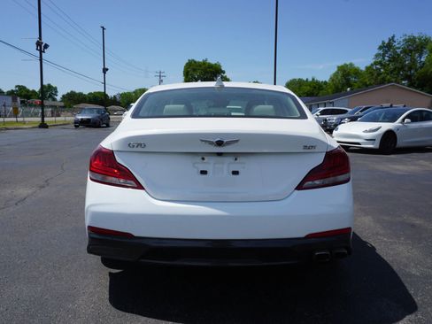 Used 2021 Genesis G70 2.0T RWD image 6