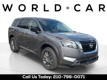 Used 2025 Nissan Pathfinder S