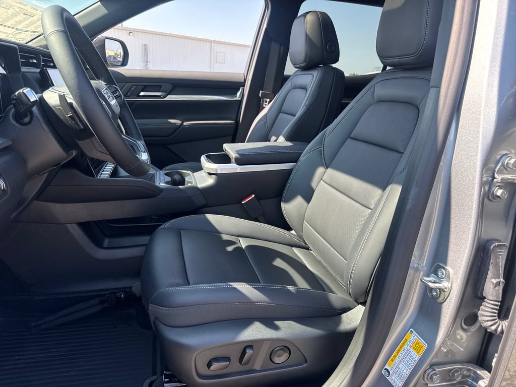 New 2027 GMC Terrain Elevation w/ Elevation Premium Package FWD image 14
