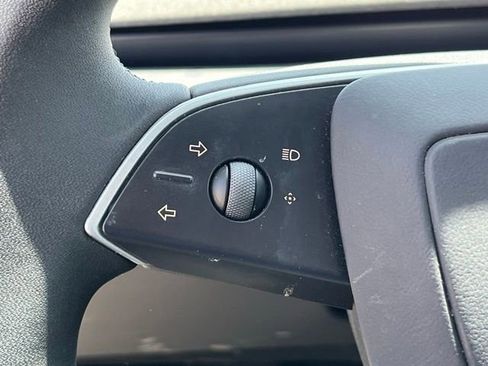 Used 2025 Tesla Model 3 Long Range RWD image 15