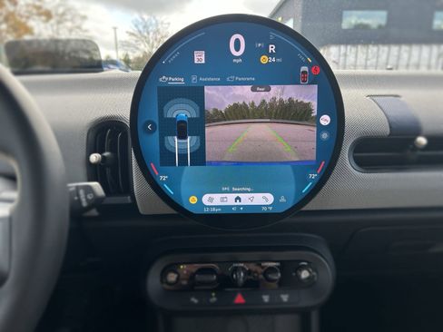 Used 2025 MINI Cooper 2-Door Hardtop image 31