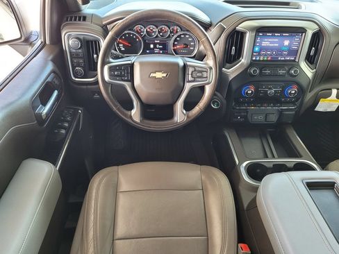 Used 2020 Chevrolet Silverado 1500 LTZ w/ LTZ Convenience Package AWD/4WD image 9