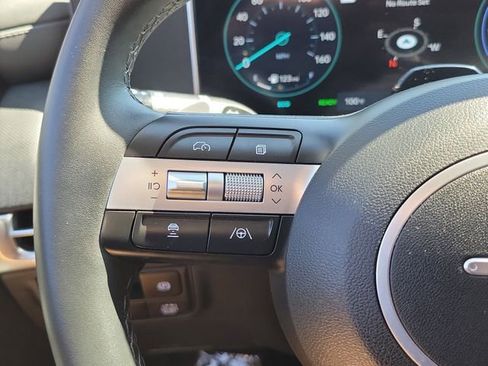 Certified 2025 Hyundai Tucson SEL image 5